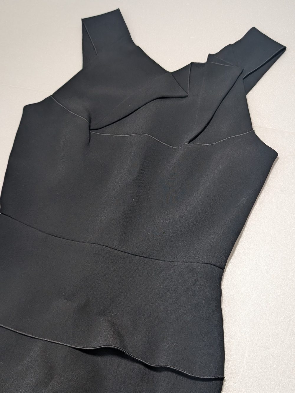Roland Mouret Black Sleeveless Peplum Sheath Dress - Picture 12 of 13